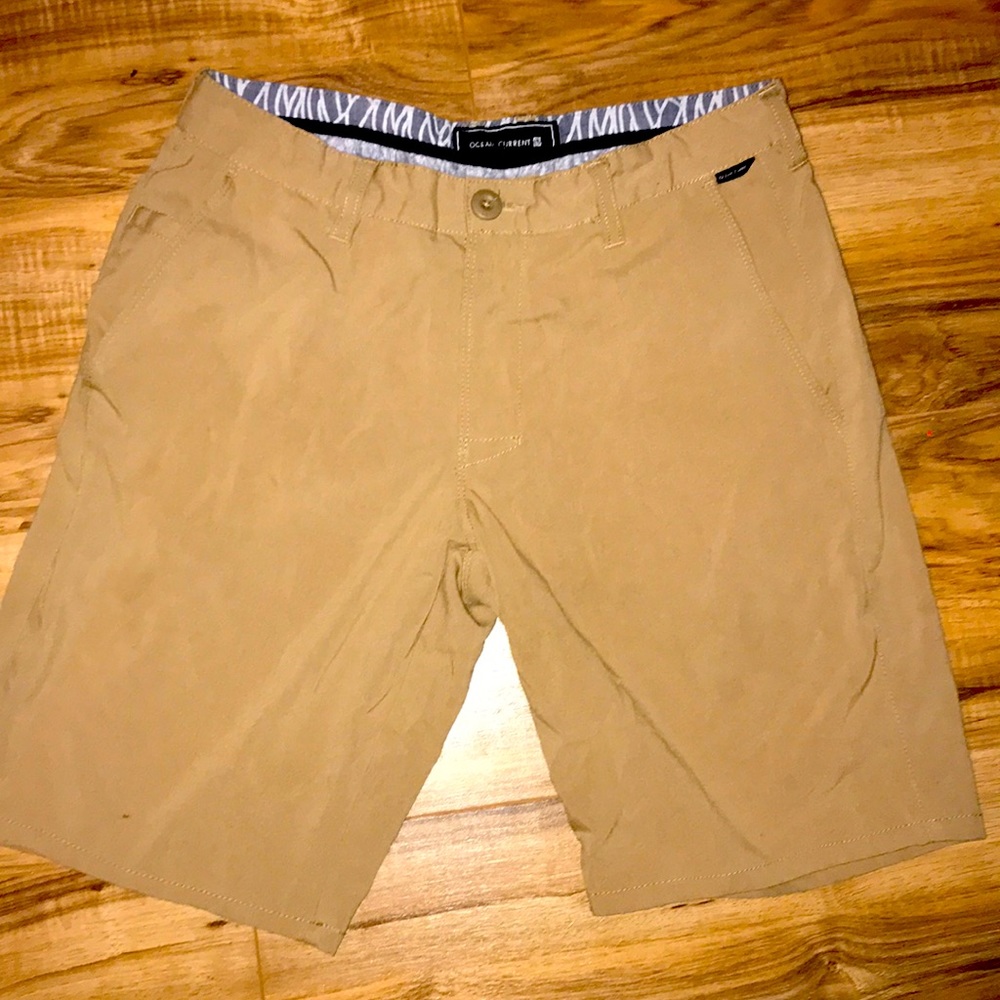 Ocean current shorts
